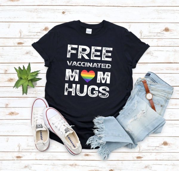 Free Vaccinated Mom Hugs Shirt Unisex T-Shirt Navy S