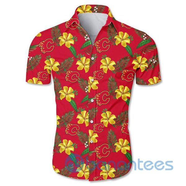 Calgary Flames Floral Short Sleeves Hawaiian Shirt Product Photo