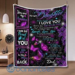 Daughter I Love You To The Moon And Back Quilt Blanket Product Photo