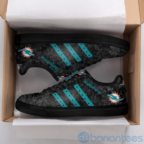 Dolphins Low Top Skate Shoes Product Photo