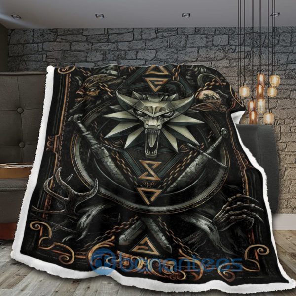 Gwent Journey Witcher Signs Cardback Sherpa Blanket Product Photo