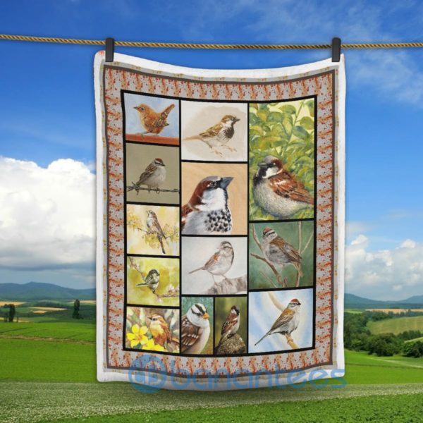 House Sparrow Bird Design Sherpa Blanket Product Photo