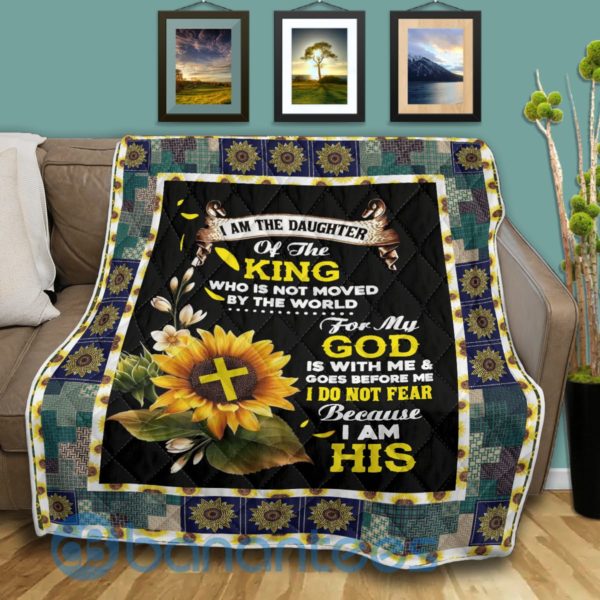 I Am A Daughter Of The King Jesus Quilt Blanket Product Photo