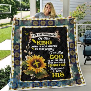 I Am A Daughter Of The King Jesus Quilt Blanket Product Photo