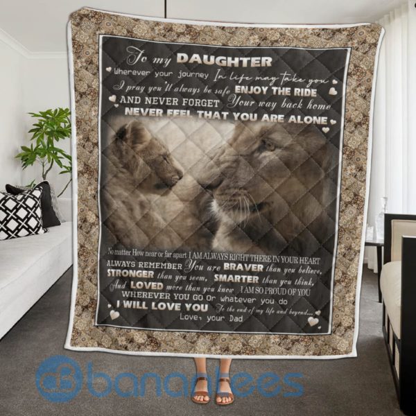 Lion Dad And Daughter Quilt Blanket Product Photo