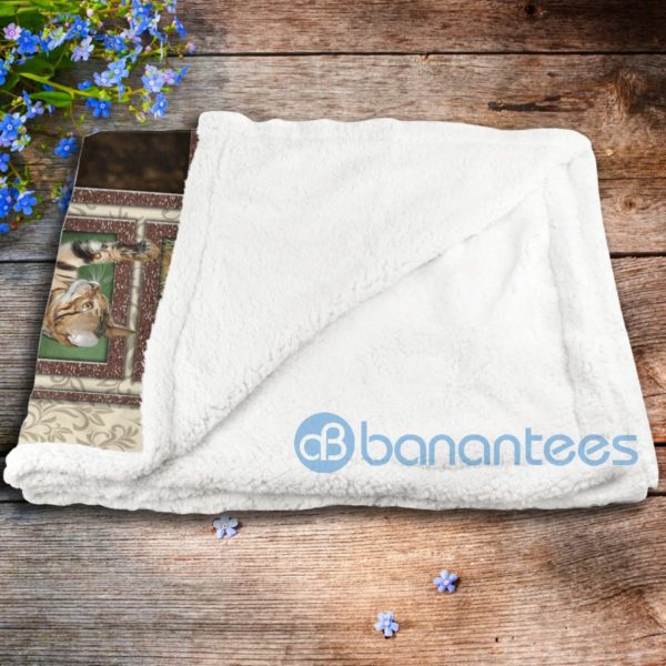 Natural Bengal Cat Sherpa Blanket Product Photo