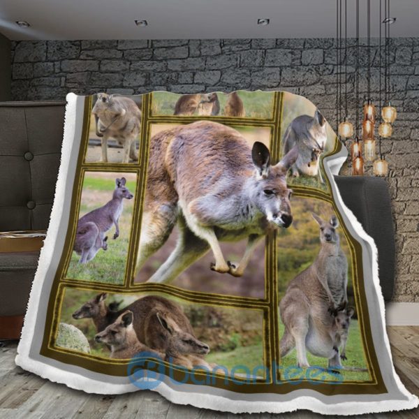 Natural Kangaroo Design Sherpa Blanket Product Photo