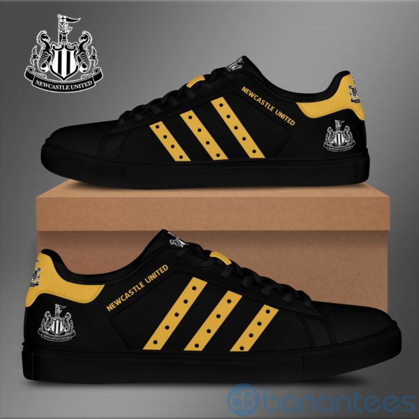 Newcastle United Yellow Striped Low Top Skate Shoes Product Photo