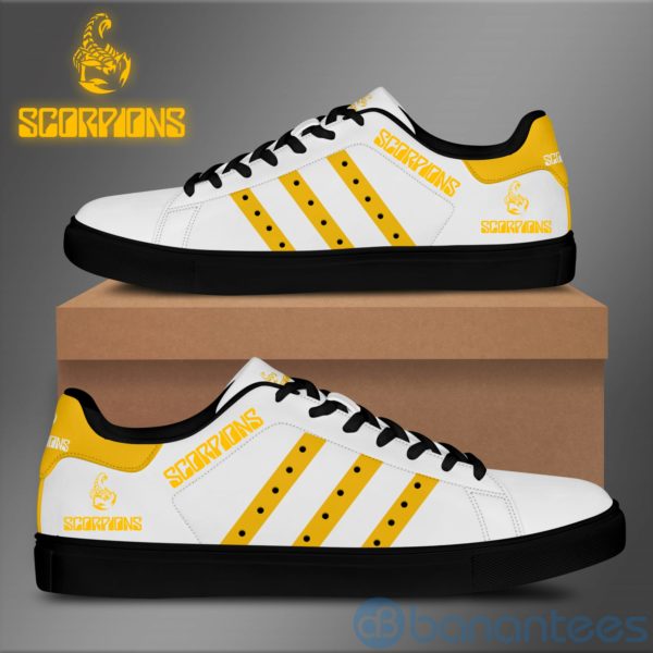 Scorpions Yellow Striped White Low Top Skate Shoes Product Photo