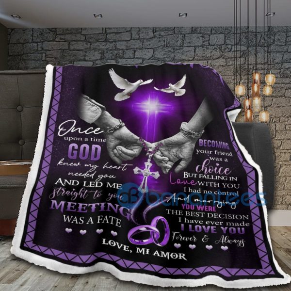 To Mi Amor Couple Dove Sherpa Blanket Product Photo