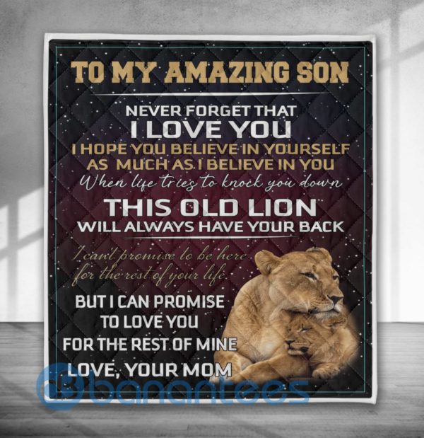 To My Amazing Son Never Forrget That I Love You Lion Blanket Quilt Product Photo