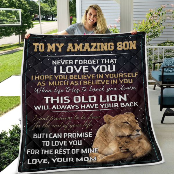 To My Amazing Son Never Forrget That I Love You Lion Blanket Quilt Product Photo