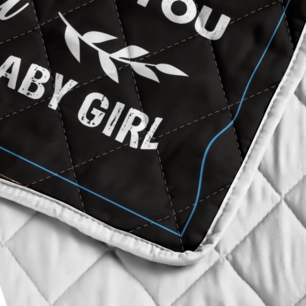 To My Beautiful Daughter Never Feel That You Are Alone Blanket Quilt Product Photo
