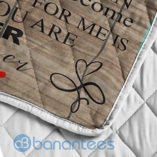To My Daughter Father Hugging Daughter Quilt Blanket Quilt Product Photo