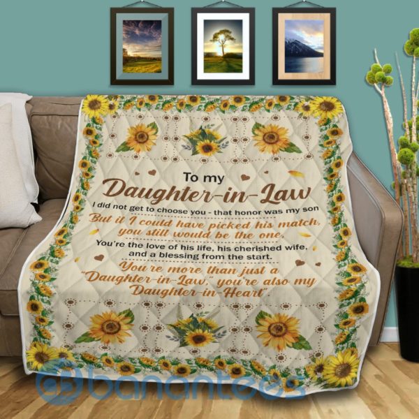 To My Daughter In Law You Are Also My Daughter In Heart Sunflower Blanket Quilt Product Photo