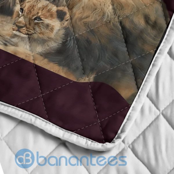 To My Daughter Never Forget That Lion Blanket Quilt Product Photo