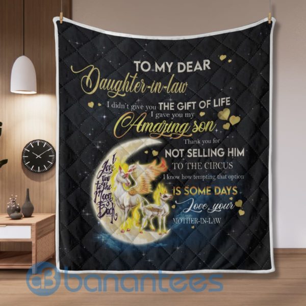 To My Dear Daughter In Law Blanket Quilt Product Photo
