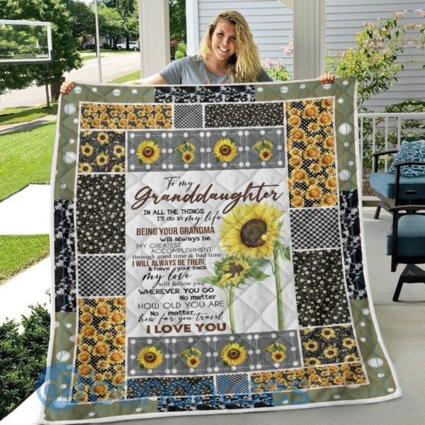 To My Granddaughter Flower Blanket Quilt Product Photo