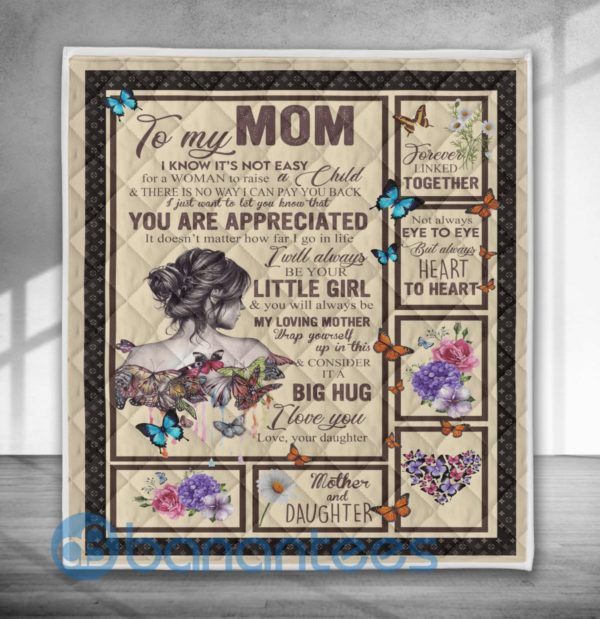 To My Mom A Big Hug I Love You Quilt Blanket Quilt Product Photo