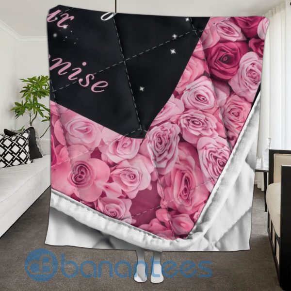 To My Mom Everythings I Am Is Because Of You Quilt Blanket Quilt Product Photo