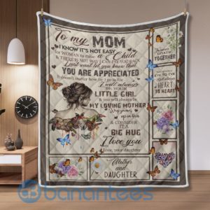 To My Mom I Love You Butterfly Blanket Quilt Product Photo