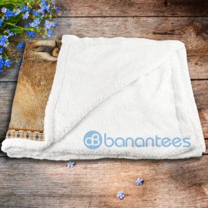 To My Mom Lion Sherpa Blanket Product Photo