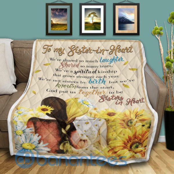 To My Sister In Heart Blanket Quilt Product Photo