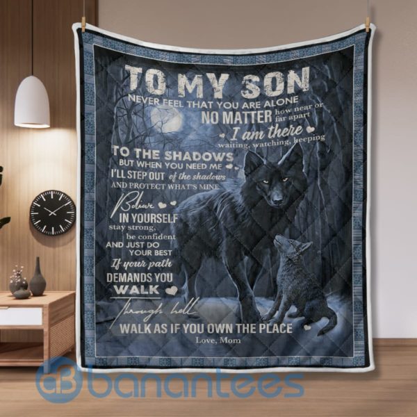 To My Son Never Feel That You Are Alone Black Wolf Quilt Blanket Product Photo