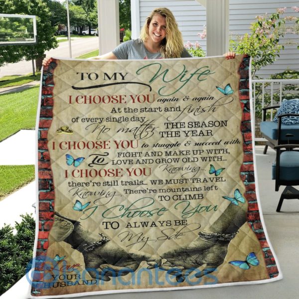 To My Wife Design Quilt Blanket Product Photo