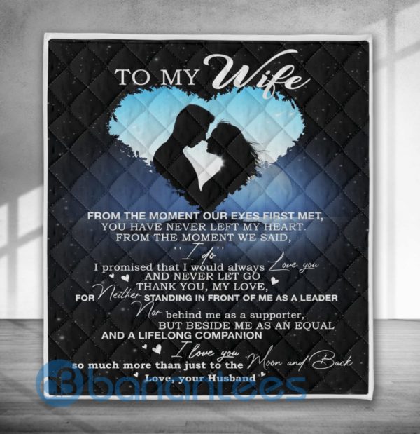 To My Wife I Love You To The Moon And Back Blanket Quilt Product Photo