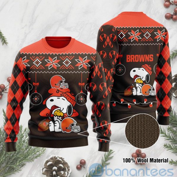 Cleveland Browns Funny Charlie Brown Peanuts Snoopy Christmas Tree Ugly Christmas 3D Sweater Product Photo