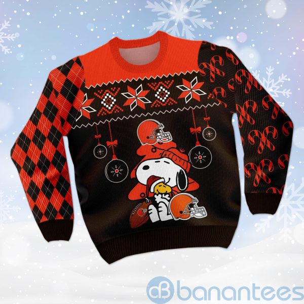 Cleveland Browns Funny Charlie Brown Peanuts Snoopy Christmas Tree Ugly Christmas 3D Sweater Product Photo