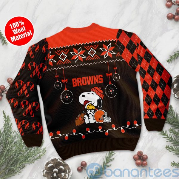 Cleveland Browns Funny Charlie Brown Peanuts Snoopy Christmas Tree Ugly Christmas 3D Sweater Product Photo