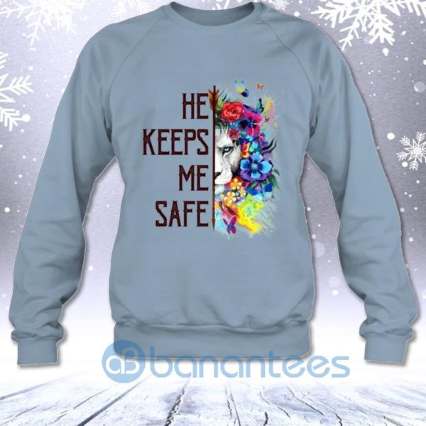 He Keeps Me Safe Matching Couple Lion Face Sweatshirt Product Photo