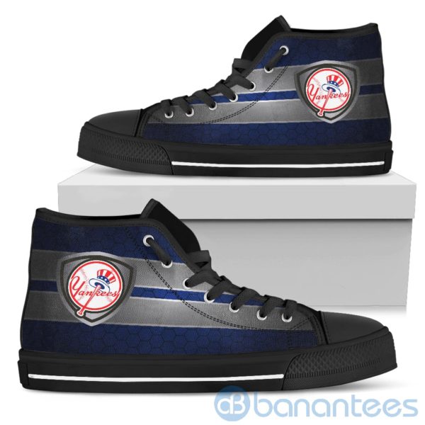 Horizontal Stripes New York Yankees High Top Shoes Product Photo
