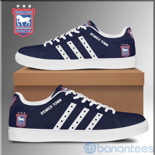 Ipstown Football White Striped Navy Low Top Skate Shoes Product Photo
