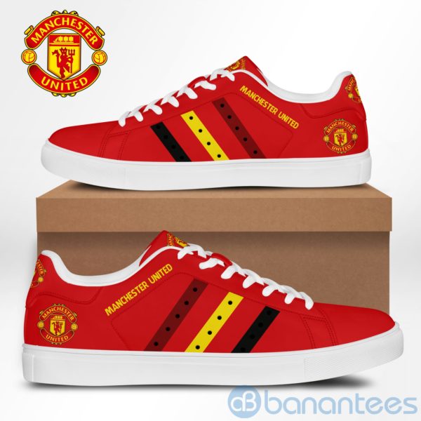 Manchester United Red Low Top Skate Shoes Product Photo