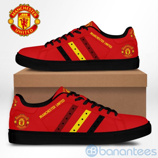 Manchester United Red Low Top Skate Shoes Product Photo