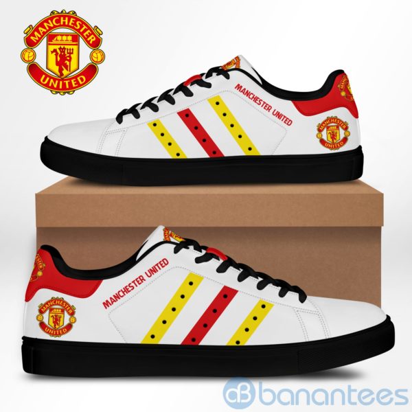 Manchester United White Low Top Skate Shoes Product Photo