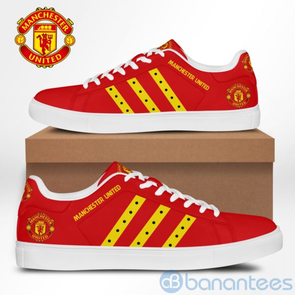Manchester United Yellow Striped Red Low Top Skate Shoes Product Photo