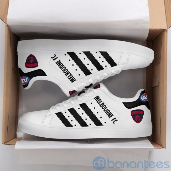Melbourne Football Club Black Striped White Low Top Skate Shoes Product Photo