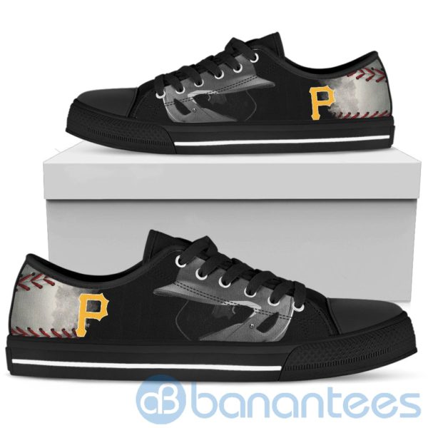 Pittsburgh Pirates Fans Low Top Shoes Product Photo