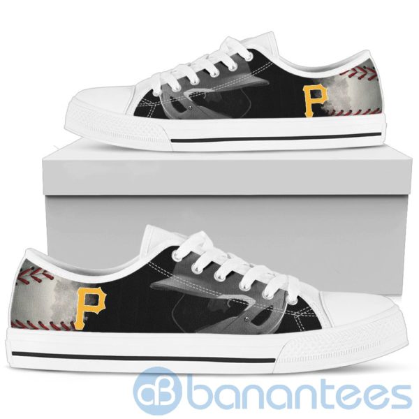 Pittsburgh Pirates Fans Low Top Shoes Product Photo