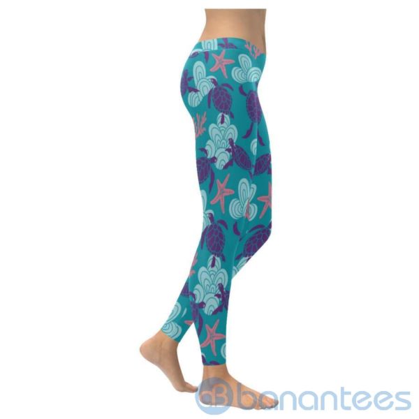 Sea Turtle Leggings For Women Product Photo