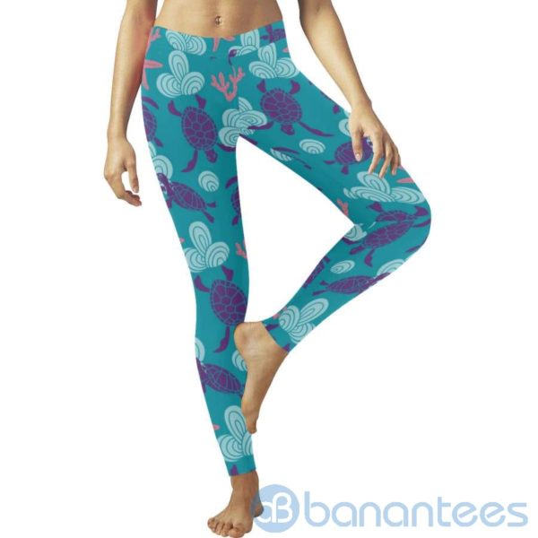 Sea Turtle Leggings For Women Product Photo