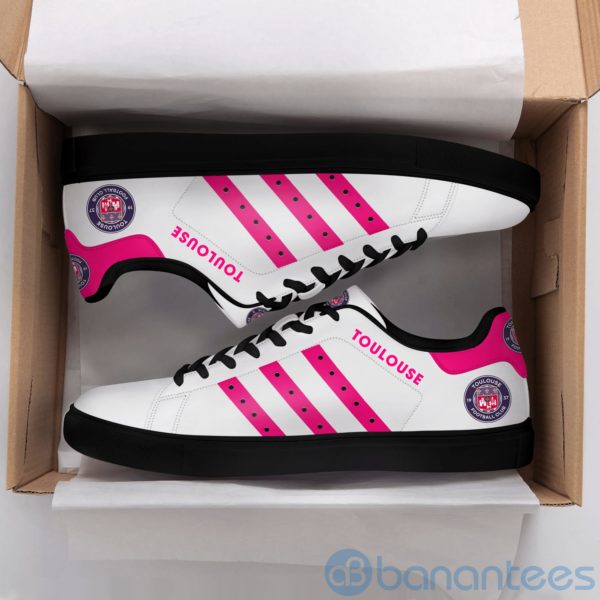 Toulouse Fc Pink Striped White Low Top Skate Shoes Product Photo