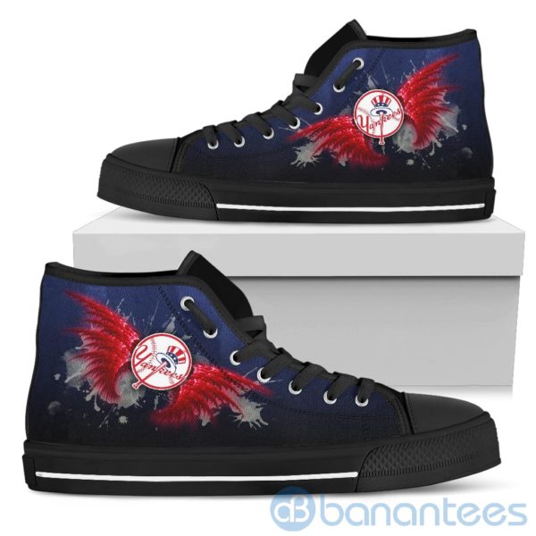 Wings Pattern And Logo Of New York Yankees High Top Shoes Product Photo