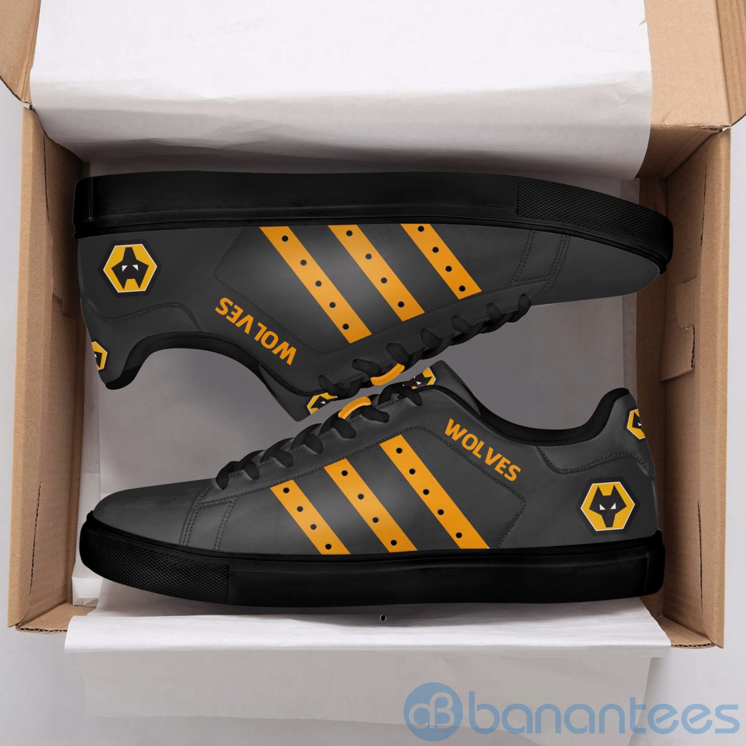 wolerhampton-wanderers-yellow-striped-black-low-top-skate-shoes-2-zCLMQ.jpg Wolerhampton Wanderers Yellow Striped Black Low Top Skate Shoes Product Photo