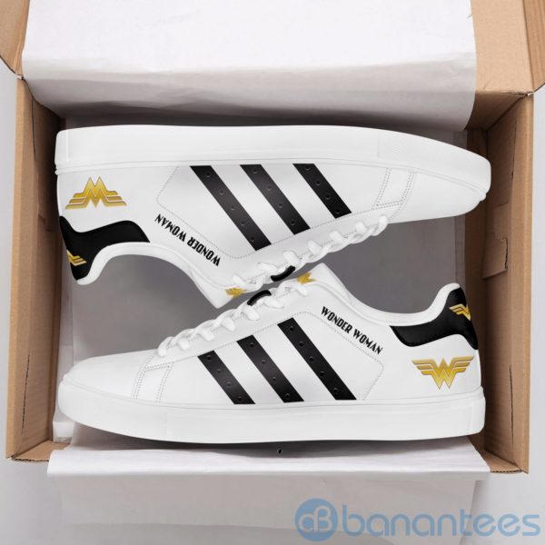 Wonder Woman Black Striped Low Top Skate Shoes Product Photo