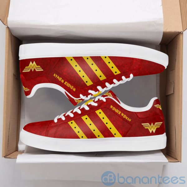 Wonder Woman Yellow Striped Red Low Top Skate Shoes Product Photo
